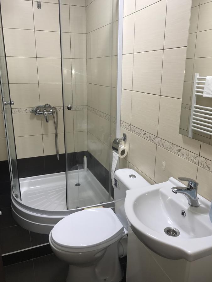 Vila La Izvor Petresti Bagian luar foto